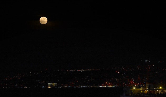 İstanbul'dan ''S&uuml;per Ay'' manzaraları...