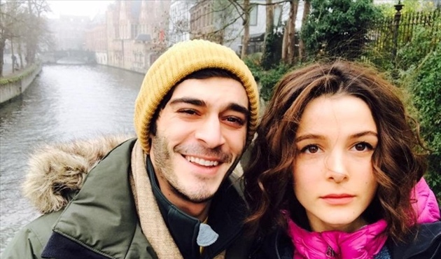 B&uuml;şra Develi ve Burak Deniz'e servet değerinde teklif!