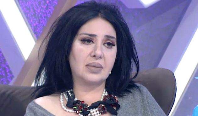 Herkesin sırtını d&ouml;nd&uuml;ğ&uuml; Nur Yerlitaş'a o isim kucak a&ccedil;tı!