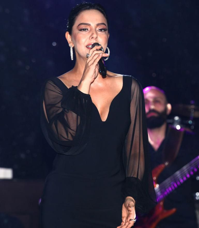 ebru_guIndesI3_1