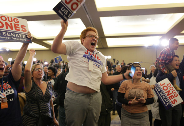 doug_jones_fan_1