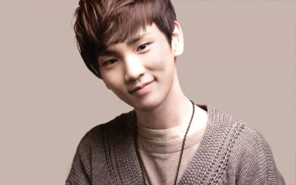 SHINee-Key_1491912096_af_org