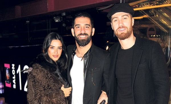 aslihan-dogan-arda-turan-la-evlilik-sartiyla-10391482_7929_m