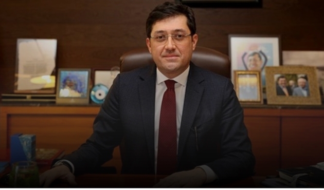 Murat Hazinedar kimdir?