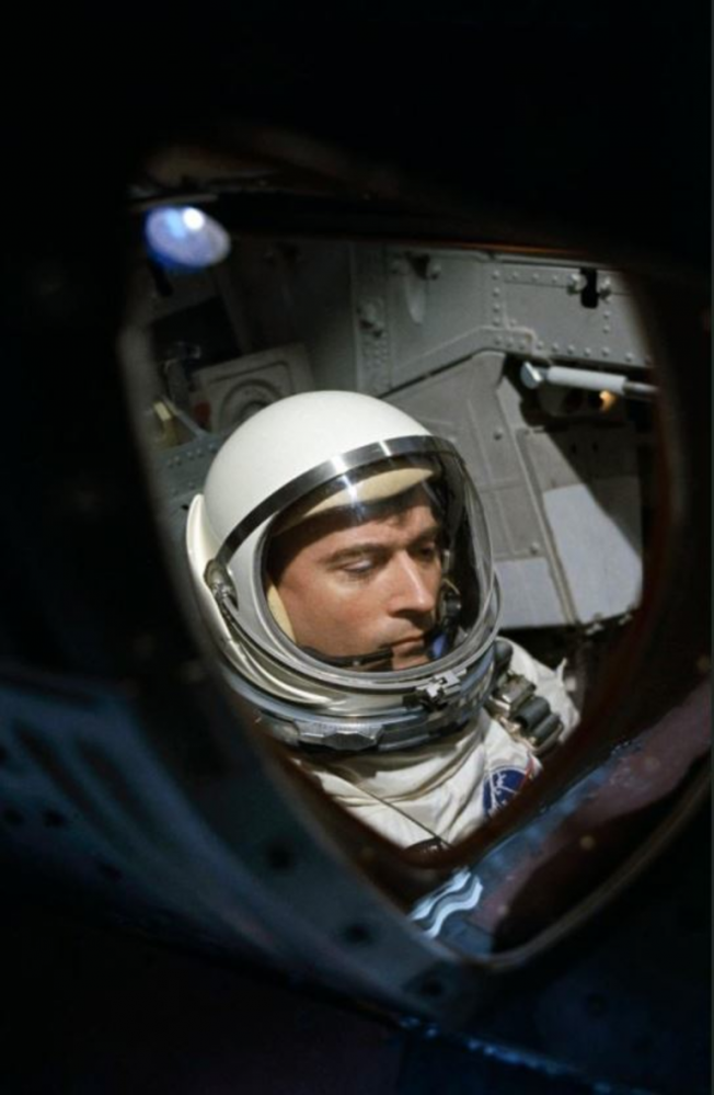 astronot3