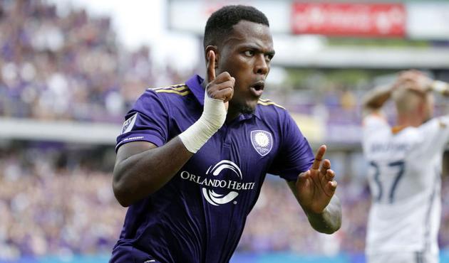 Beşiktaş'ın yeni transferi Cyle Larin kimdir?