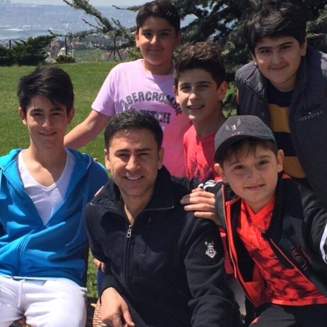 turkucu-izzet-yildizhan-dokuzuncu-kez-baba-oldu-10480480_4585_m