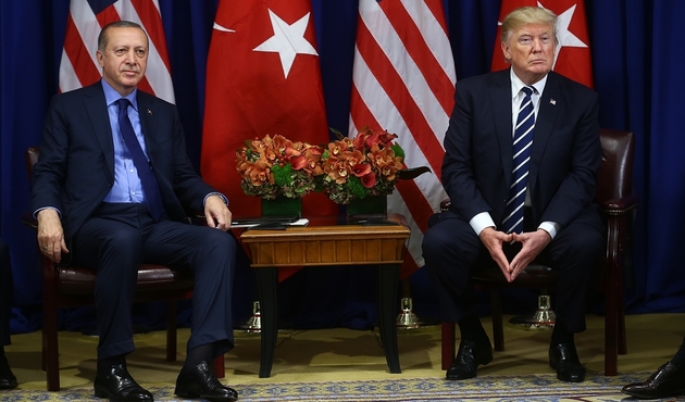 Erdoğan - Trump g&ouml;r&uuml;şmesi sona erdi...A&ccedil;ıklamalar peş, peşe geldi...
