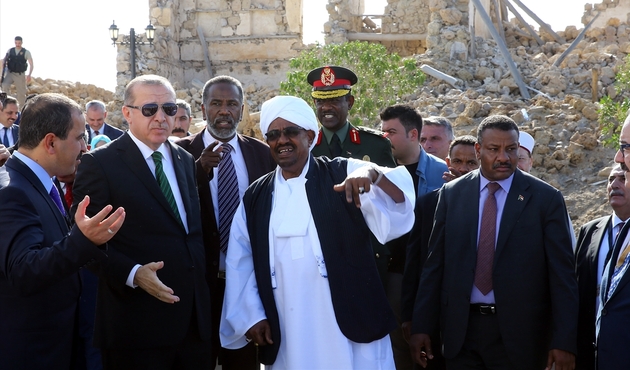 Sudan Cumhurbaşkanı El Beşir Sevakin Adası'nı T&uuml;rkiye'ye verdi