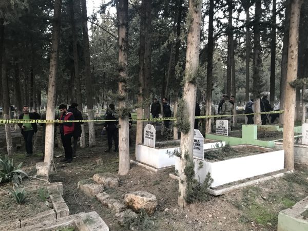 mezarlAk