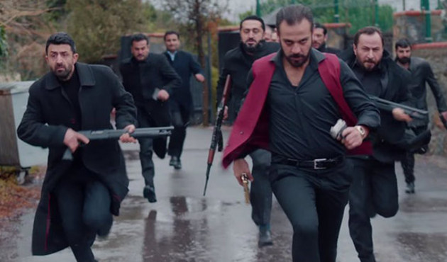 Yakışıklı oyuncu &Ccedil;ukur'un kadrosunda!