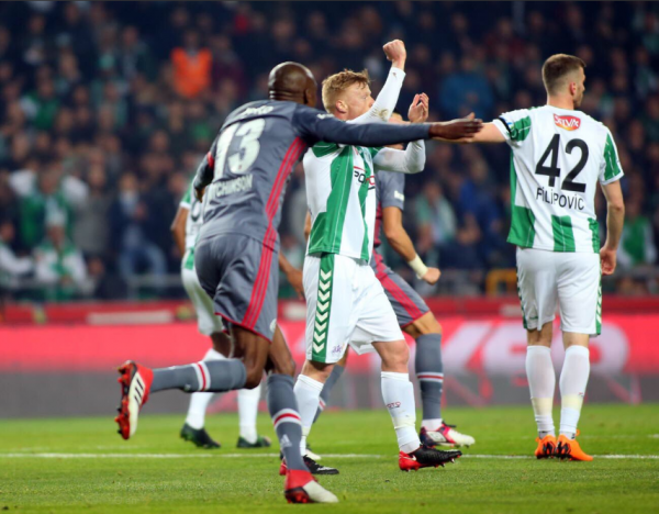 konyaspor_beAiktaA_maA_Aztiii