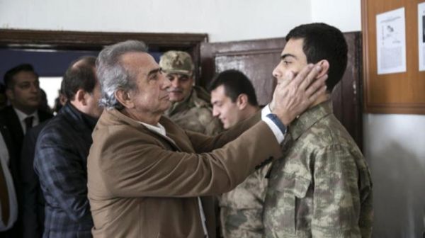 sanatcilarin-afrin-deki-fotograflari-herkesi-10569994_5003_o