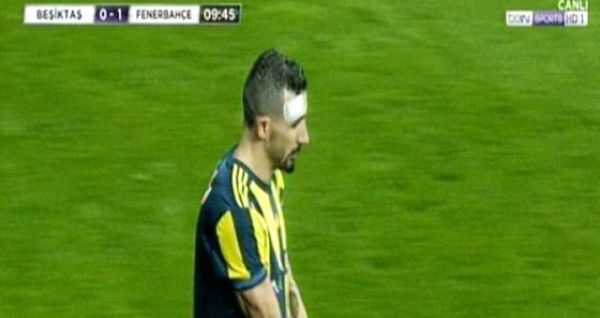 besiktasli-taraftarlar-gol-sevinci-sirasinda-10601085_6597_o