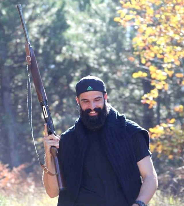 sakallarini-uzatan-mehmet-akif-alakurt-taninmaz-10607140_6467_m