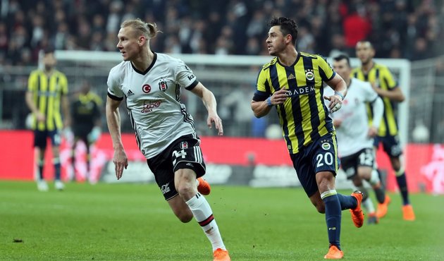 Vodafone Park'ta "Mini mini bir kuş" şarkısı &ccedil;alındı!