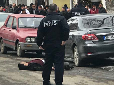kars-ta-silahli-catisma-olu-ve-yaralilar-var--10932238