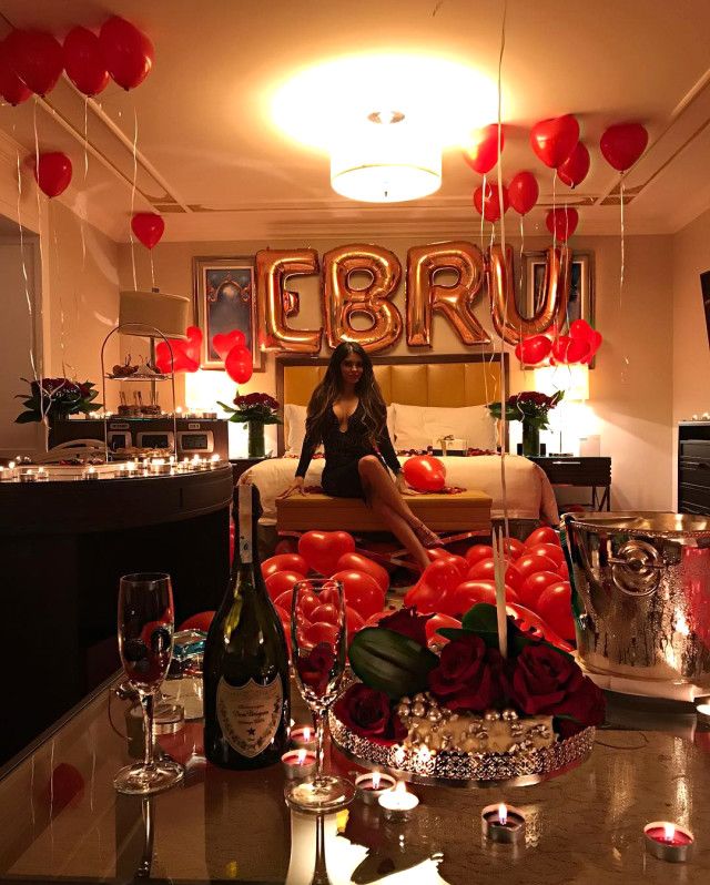 ebru-polat-otel-odasindaki-gorkemli-evlilik-10643563_6592_m_1