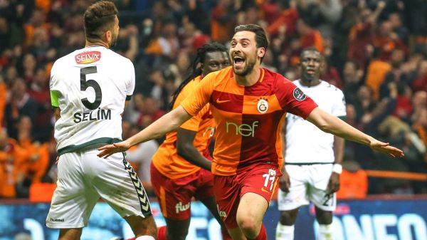sinan-gumus-galatasaray-konyaspor-stsl-03112018_11gjuis2utao31hn79kxi00p8f