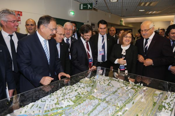 GAZIANTEP_FRANSA_MIPIM_FUARINDA_YABANCI_YATIRIMCILARA_ANLATILIYOR__7