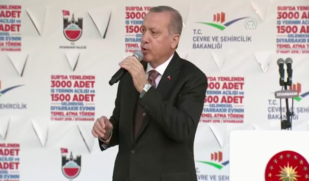 Cumhurbaşkanı Erdoğan Sur'da a&ccedil;ıkladı: Her an Afrin d&uuml;şebilir