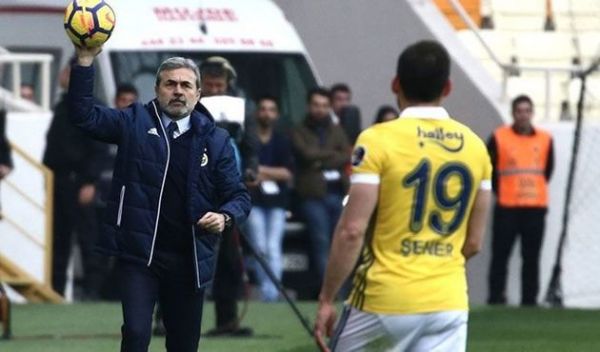 cropped_content_aykut-kocaman-galatasaray-maci-kadrosunu-sekillendiriyor_E1G7cOoD0vZ750D