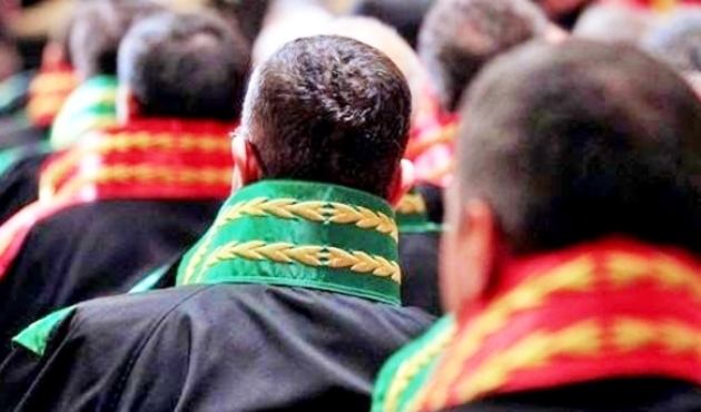 HSK kararnamesi ile 356 hakim ve savcının g&ouml;rev yeri değişti...