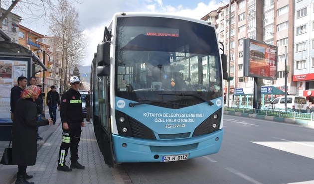 &Ouml;zel halk otob&uuml;s&uuml; şof&ouml;r&uuml; alkoll&uuml; yakalandı!