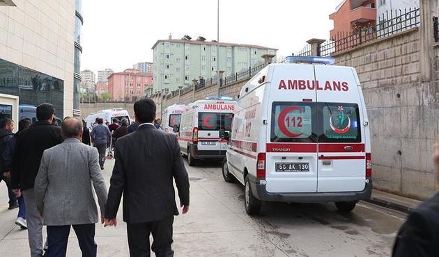 PKK'lı ter&ouml;ristler &uuml;s b&ouml;lgesine saldırdı! 6 şehit...
