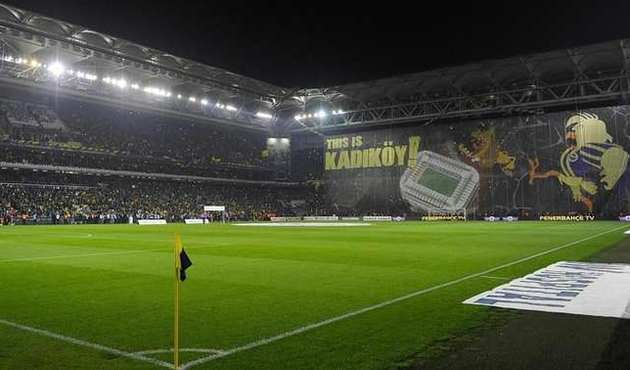 Fenerbah&ccedil;e sayılmayan şampiyonlukların peşinde!