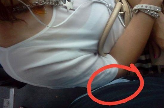 Metrob&uuml;s sapığı!  Kadınları taciz edip sosyal medyada yayınlıyor...