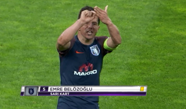 Emre Bel&ouml;zoğlu'ndan sarı kart sonrası şok hareket!