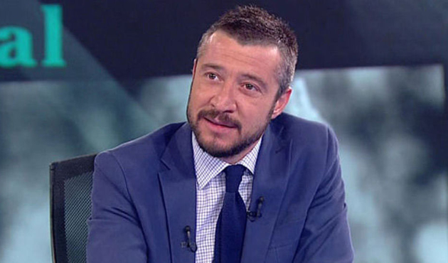T&uuml;mer Metin'den Hasan Şaş'a şok eleştiri!