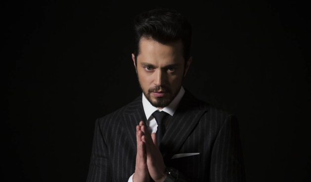 Murat Boz'a darbe &uuml;st&uuml;ne darbe!