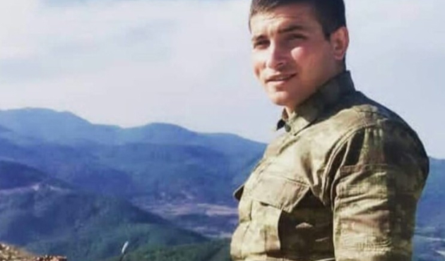 Bı&ccedil;aklı kavgada yaralanan asker kurtarılamadı...