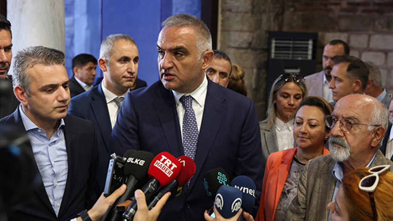 K&uuml;lt&uuml;r ve Turizm Bakanı Mehmet Nuri Ersoy