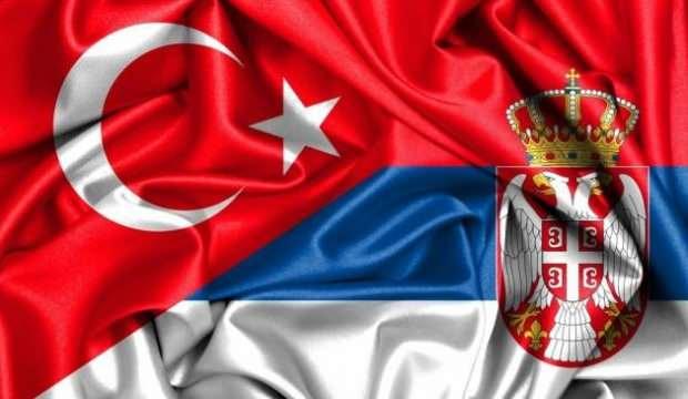 Sırbistan, T&uuml;rklerin tepki g&ouml;sterdiği Kovid-19 kararından d&ouml;nd&uuml;