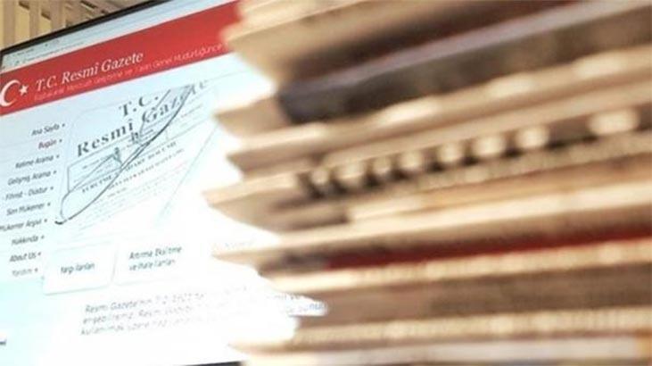'G&uuml;l ve D&uuml;ş&uuml;n' ile 'Yolsuz Dere' kitapları i&ccedil;in 'muzır neşriyat' ilanı