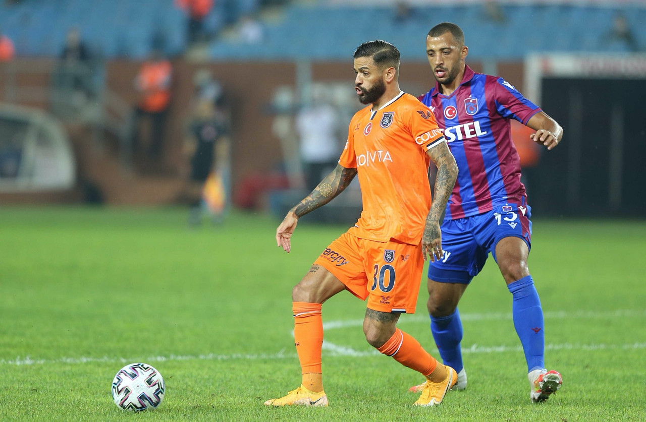 Vitor Hugo, Trabzonspor formasıyla ilk ma&ccedil;ına &ccedil;ıktı.