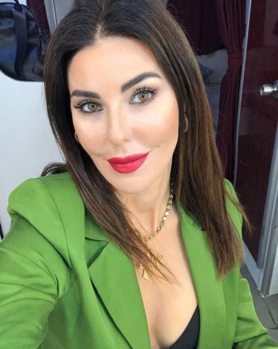 Defne Samyeli ka&ccedil; yaşında, nereli? Defne Samyeli boyu ve kilosu ka&ccedil;? Defne  Samyeli'nin hayatı..