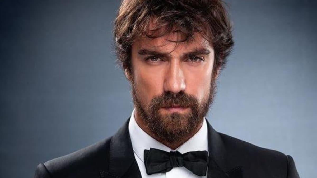 Doğduğun Ev Kaderindir'in Mehdi'si İbrahim &Ccedil;elikkol'un karizmasına beğeni  yağdı! İbrahim &Ccedil;elikkol kimdir, ka&ccedil; yaşında?