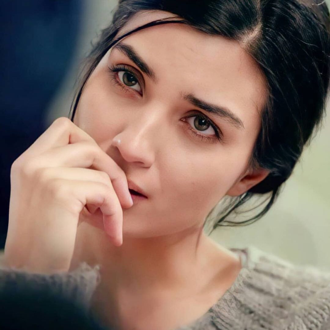 tuba b&uuml;y&uuml;k&uuml;st&uuml;n