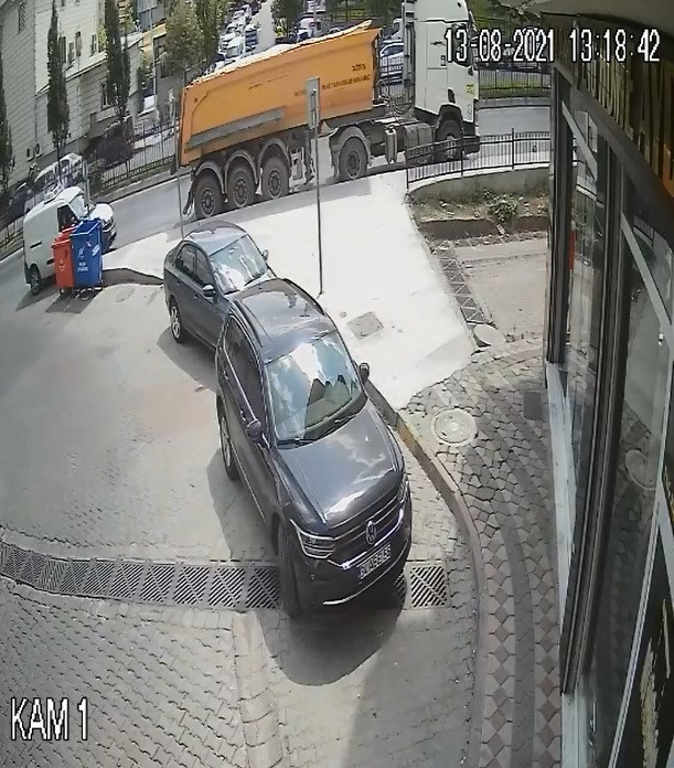 Sultangazi'de feci kaza! 10 yaşındaki çocuk hayatını kaybetti