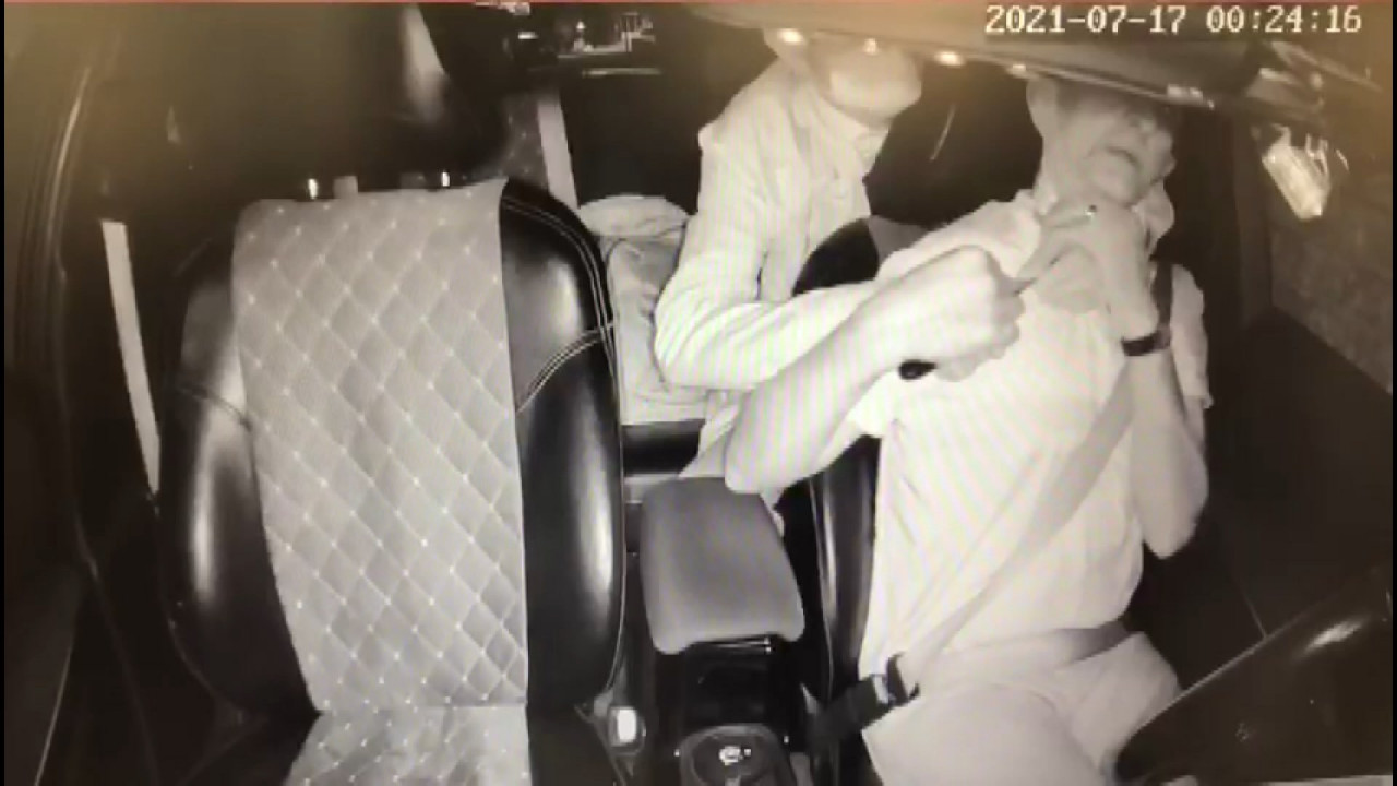 Üsküdar'da inanılmaz olay! Özbekistanlı genç gasp ettiği taksicinin boğazına bıçak dayadı