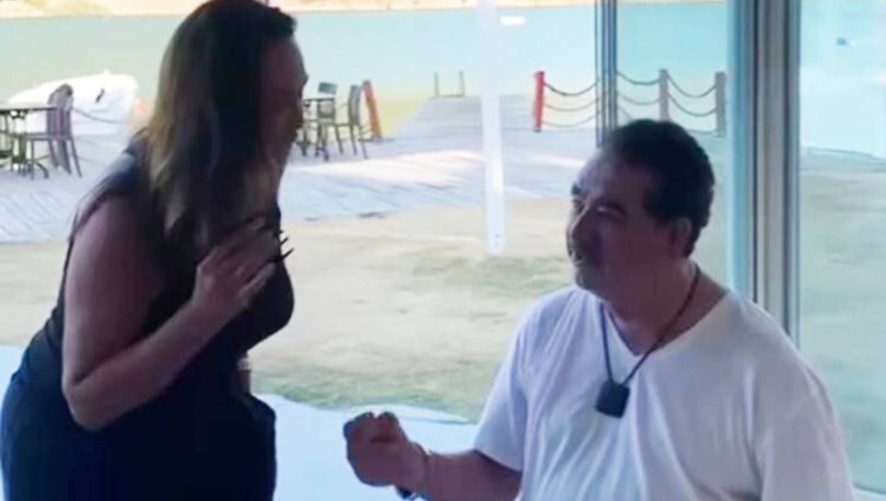 İbrahim Tatlıses'ten Hülya Avşar'a ziyaret! 'Haydi Söyle' şarkısını seslendirdiler - Magazin haberleri