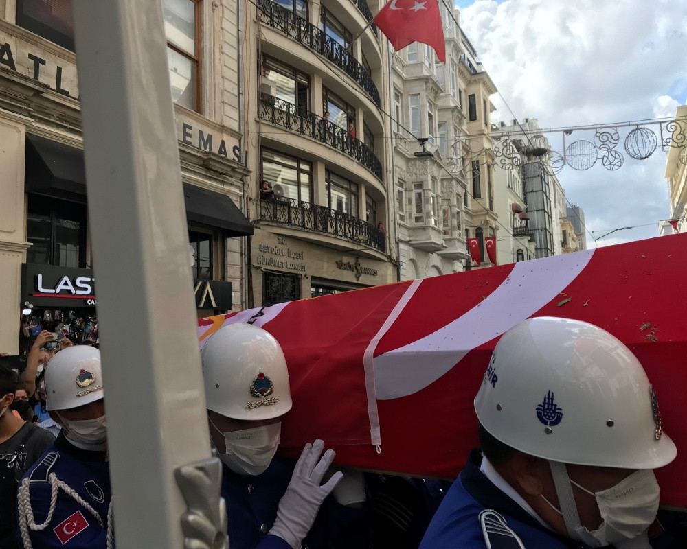 En Acı veda... Ferhan Şensoy son yolculuğuna uğurlanıyor