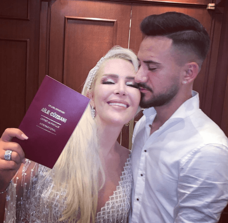 2 yıllık evli olan Selin Ciğerci ile Gökhan Çıra'dan kötü haber! Boşanıyorlar...