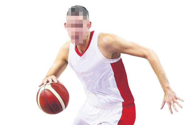 Magazin kulisleri bu dedikoduyla çalkalanıyor! Ünlü manken basketbolcu sevgilisinden hamile kalınca...