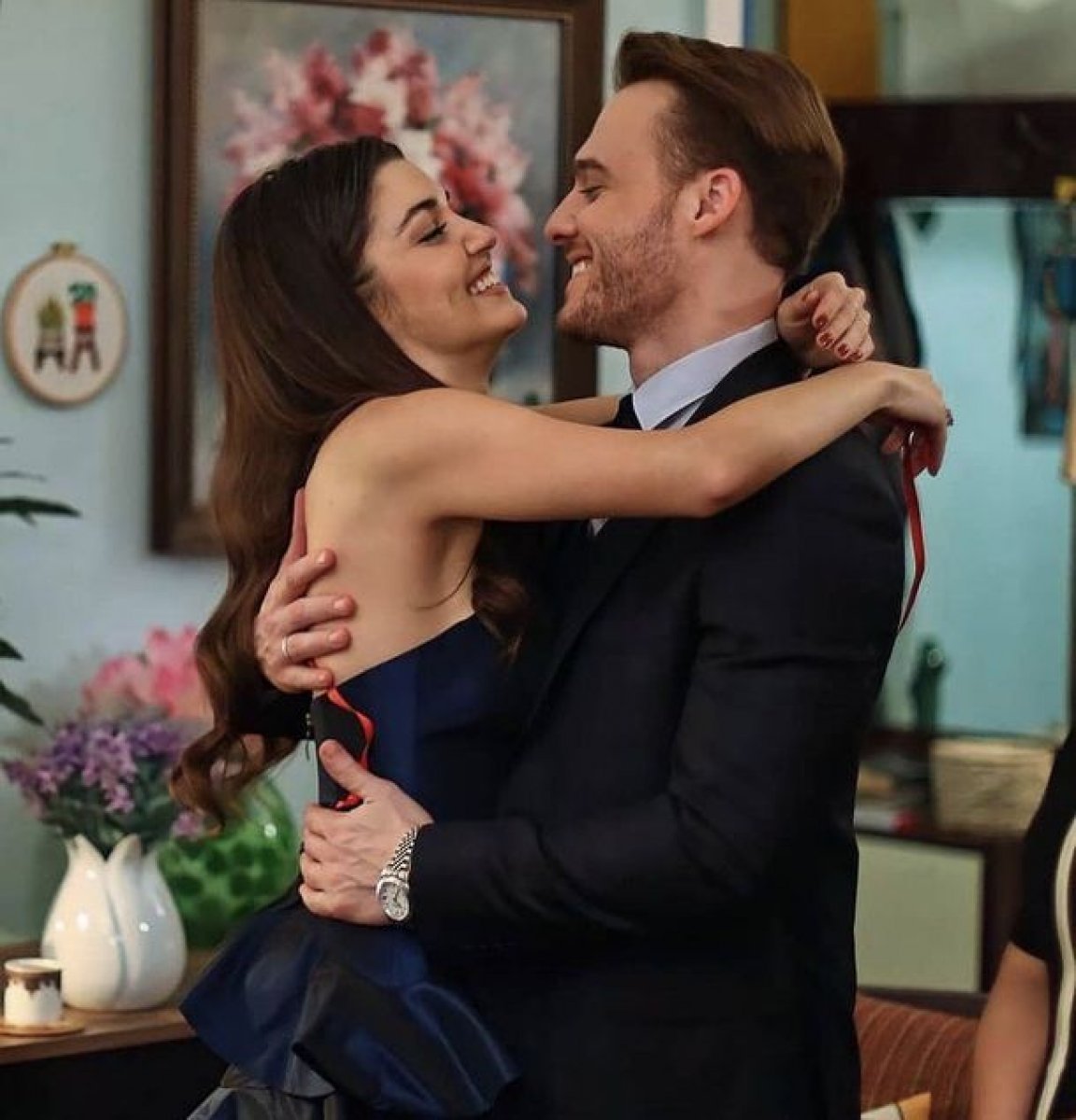 Kerem Bürsin hayatının şokunu yaşadı! 'Ne olduğunu bilmiyorum'