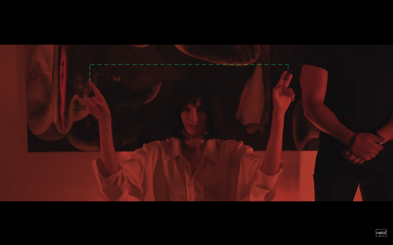Pulp Fiction'ın Mia'sı ile tıpatıp aynı oldu! İmaj değiştiren Didem Soydan güzelliğiyle büyüledi